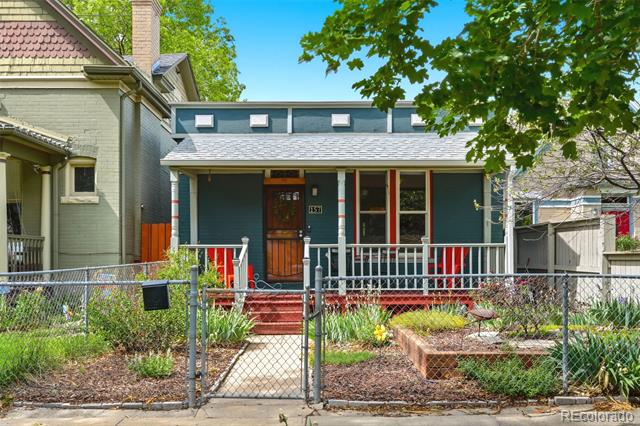 157 W Cedar Avenue