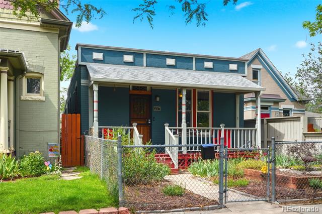 157 W Cedar Avenue