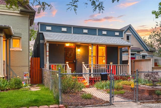 157 W Cedar Avenue