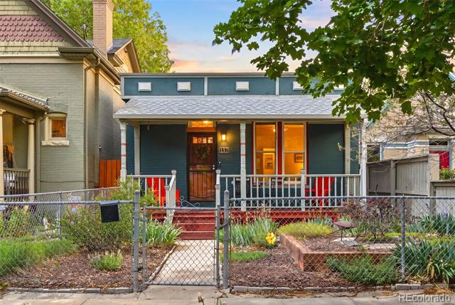 157 W Cedar Avenue