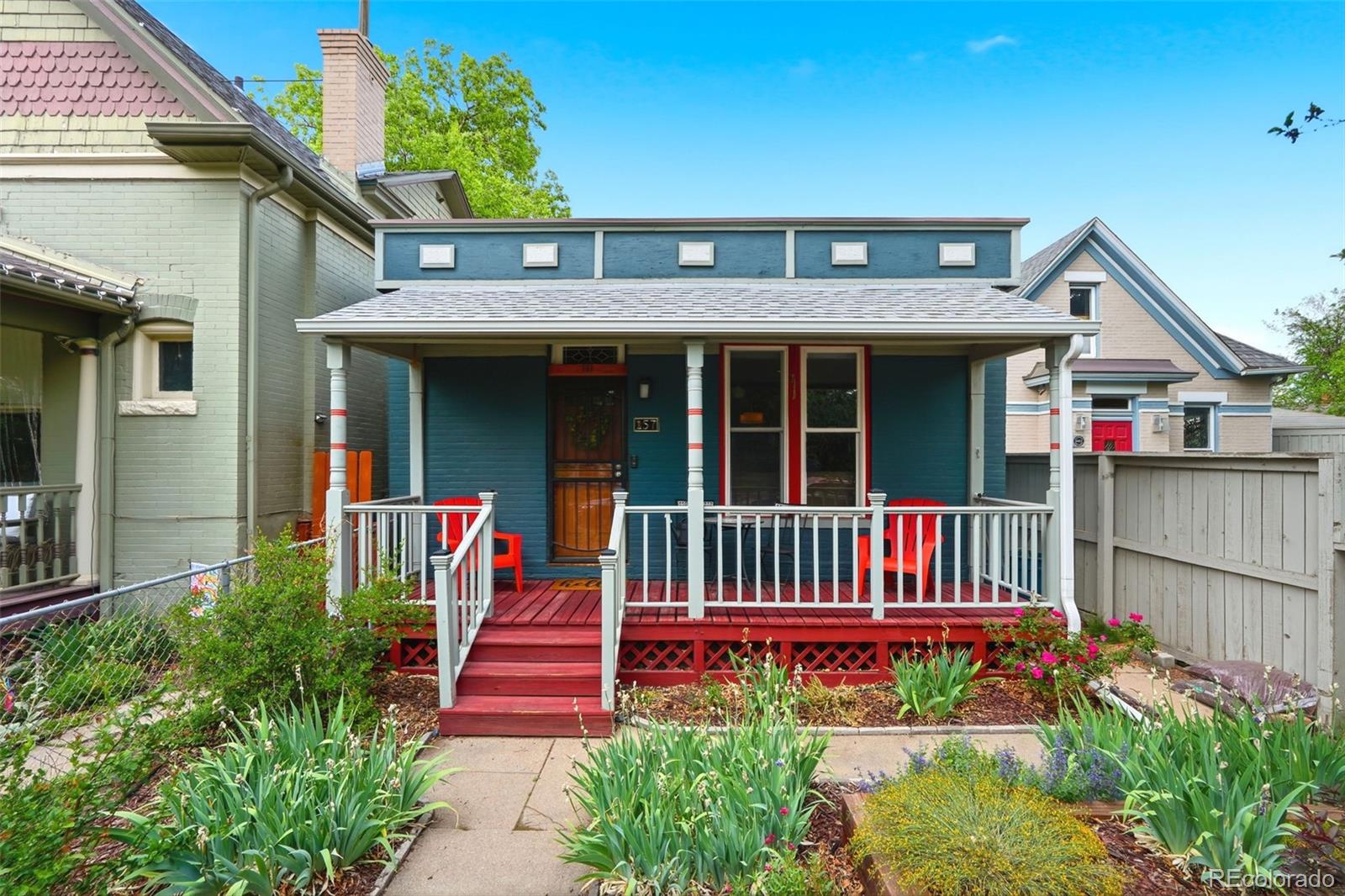 157 W Cedar Avenue