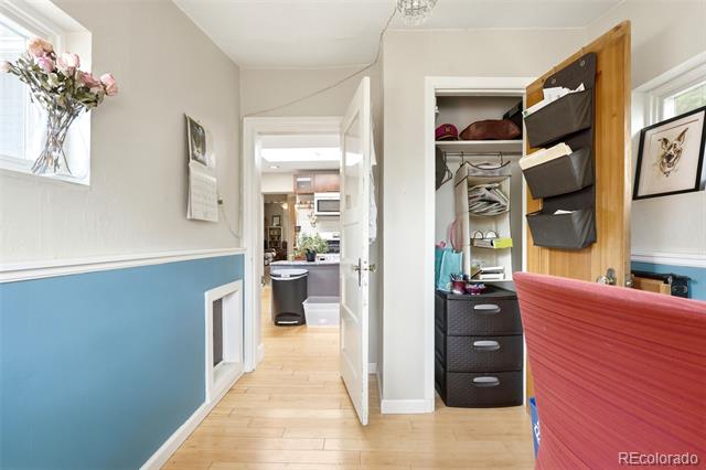 157 W Cedar Avenue