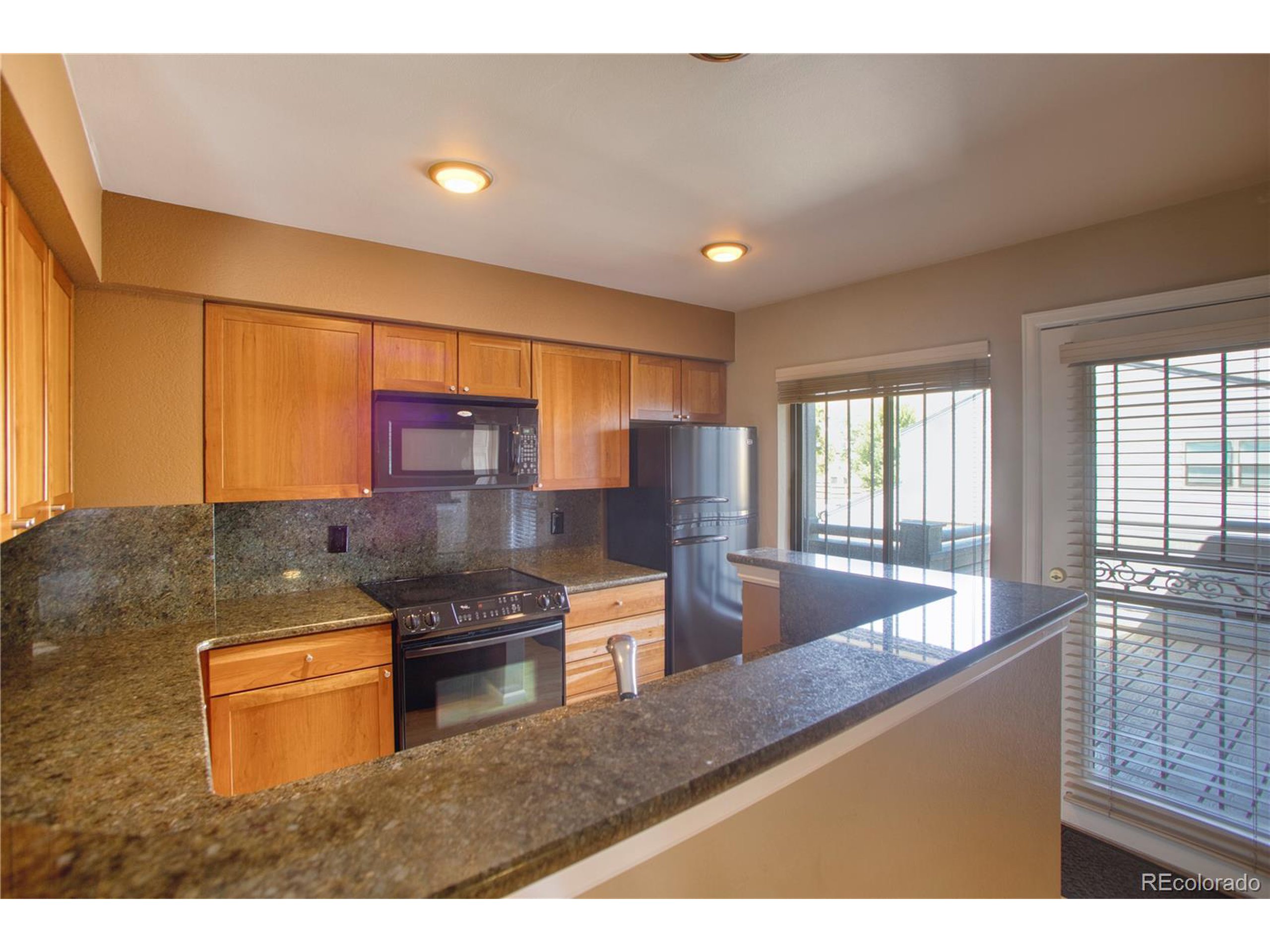 2 Acoma St 2