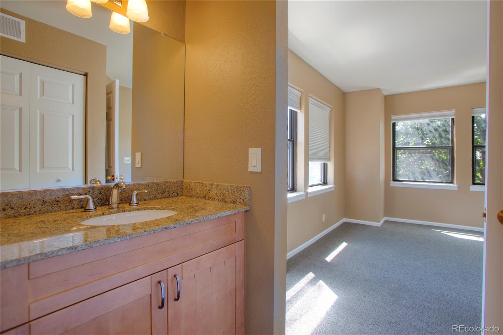 2 Acoma Street Unit: 2