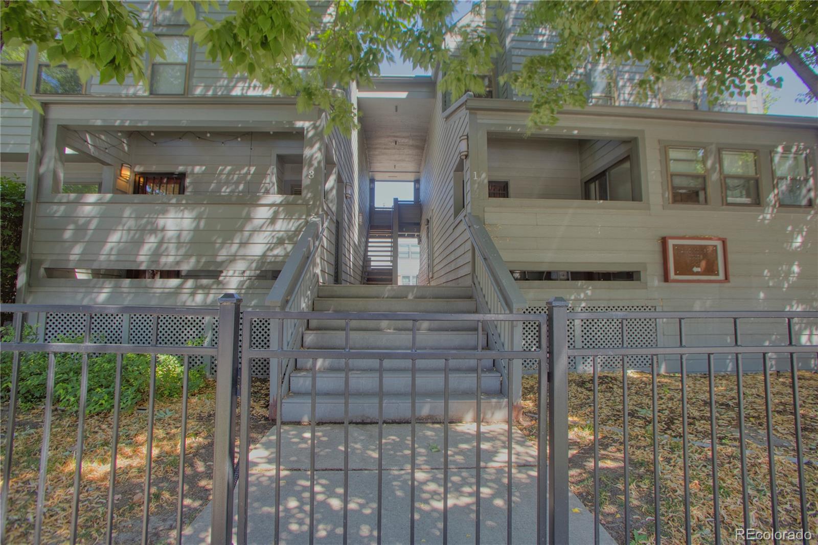 2 Acoma Street Unit: 2