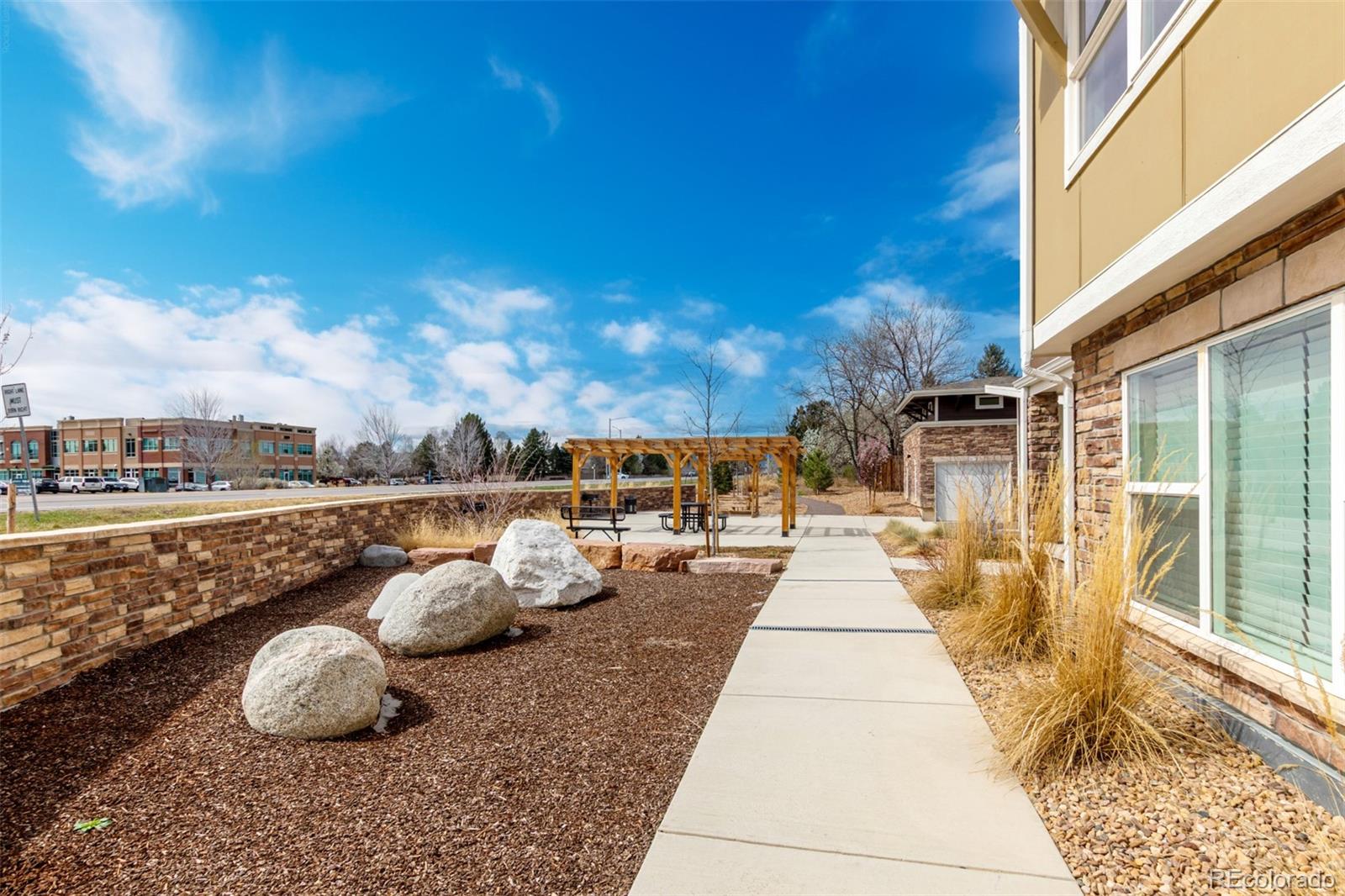 310 S Cherrywood Drive Unit: 102