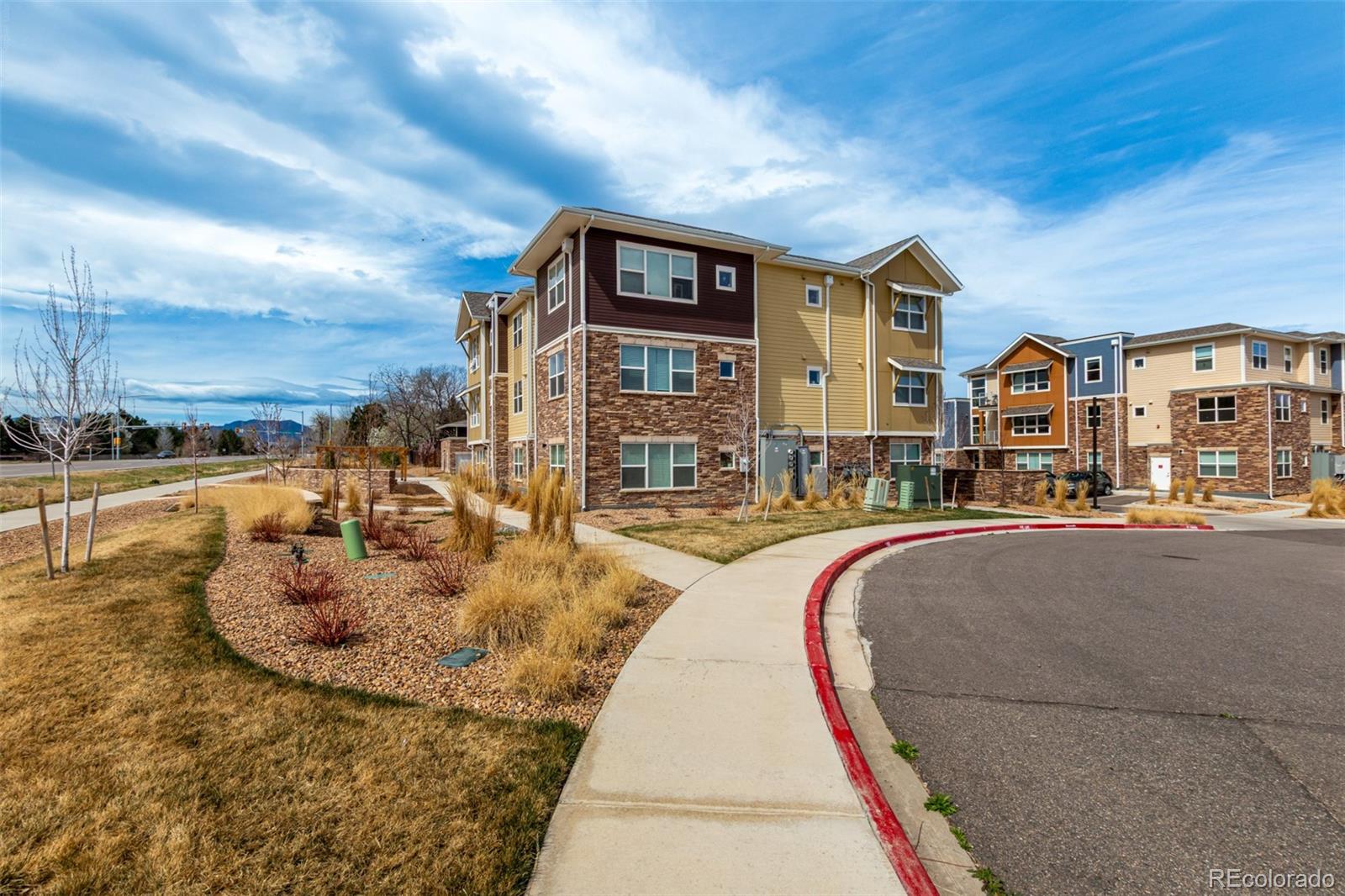 310 S Cherrywood Drive Unit: 102