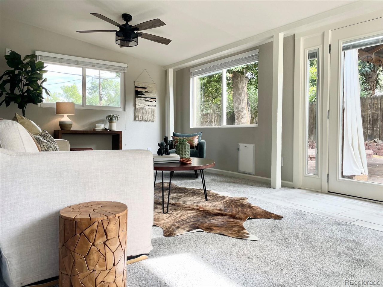 2336 S Fairfax Dr
