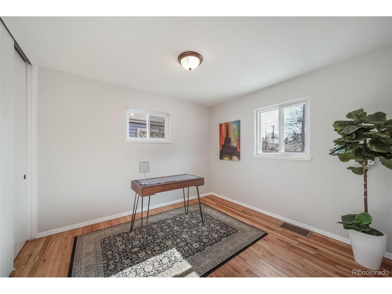 4698 E Bails Pl