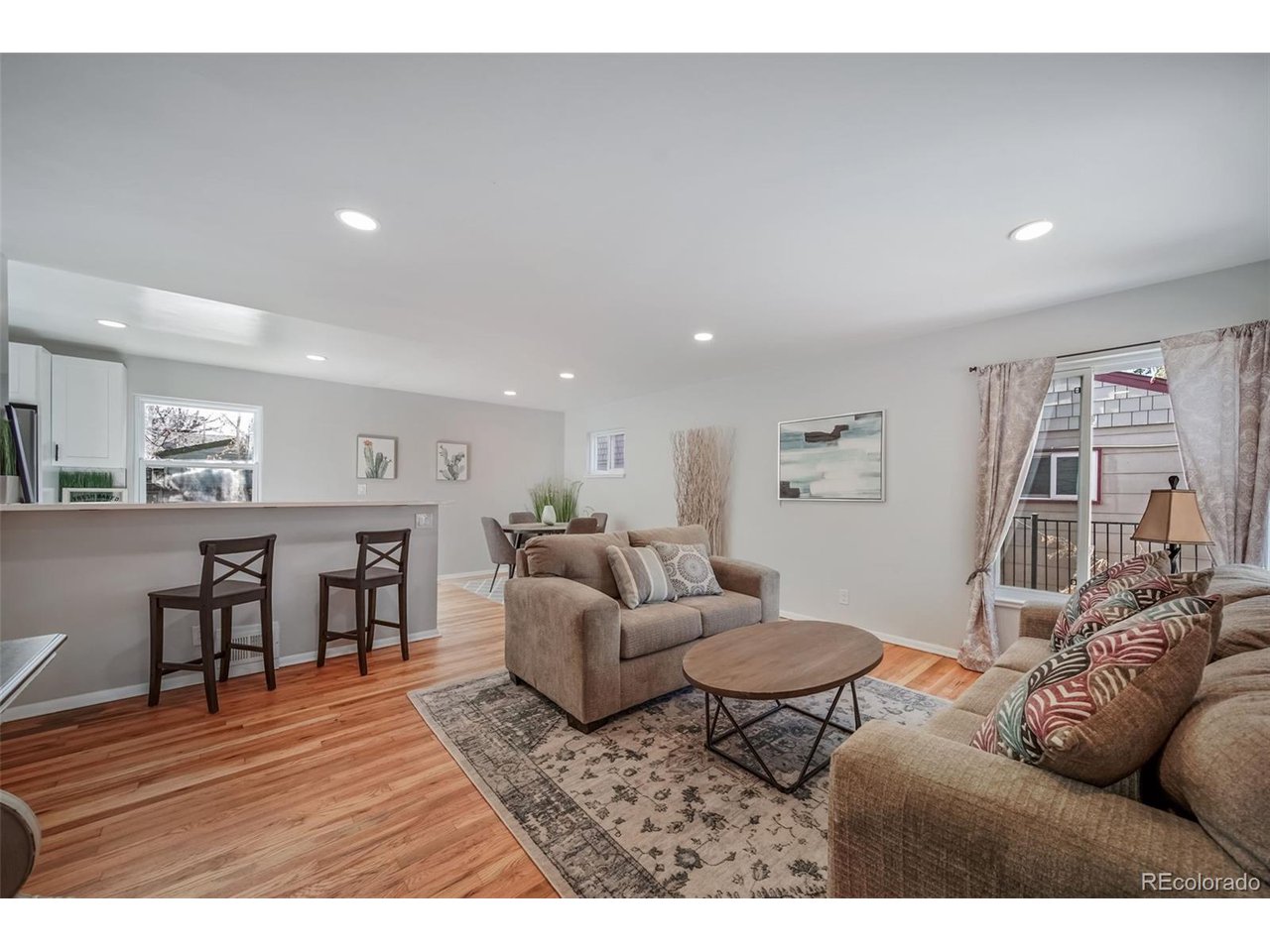 4698 E Bails Pl
