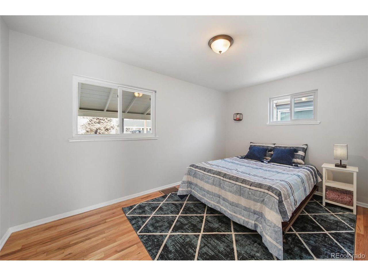 4698 E Bails Pl