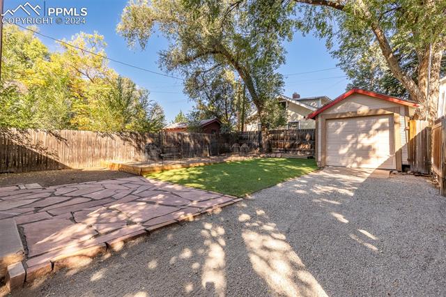 1006 E St Vrain Street