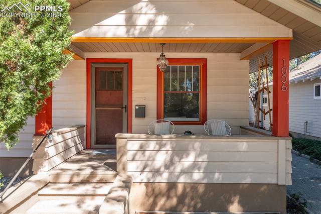 1006 E St Vrain Street