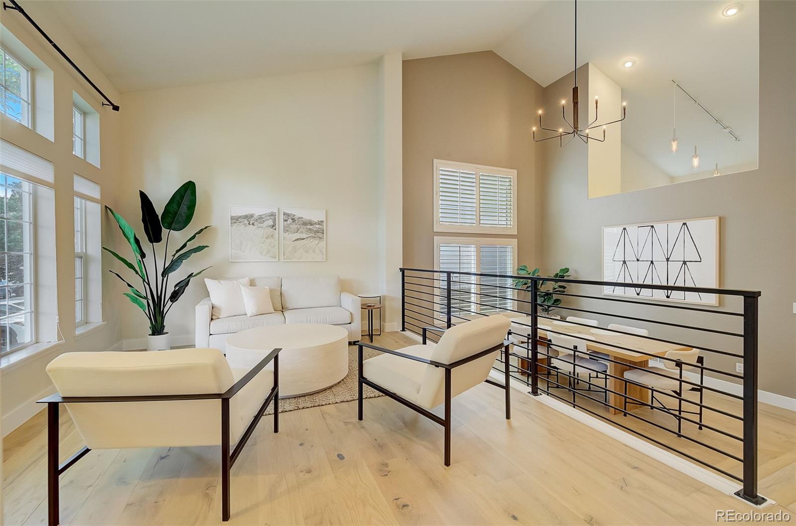 2677 S Kline Circle