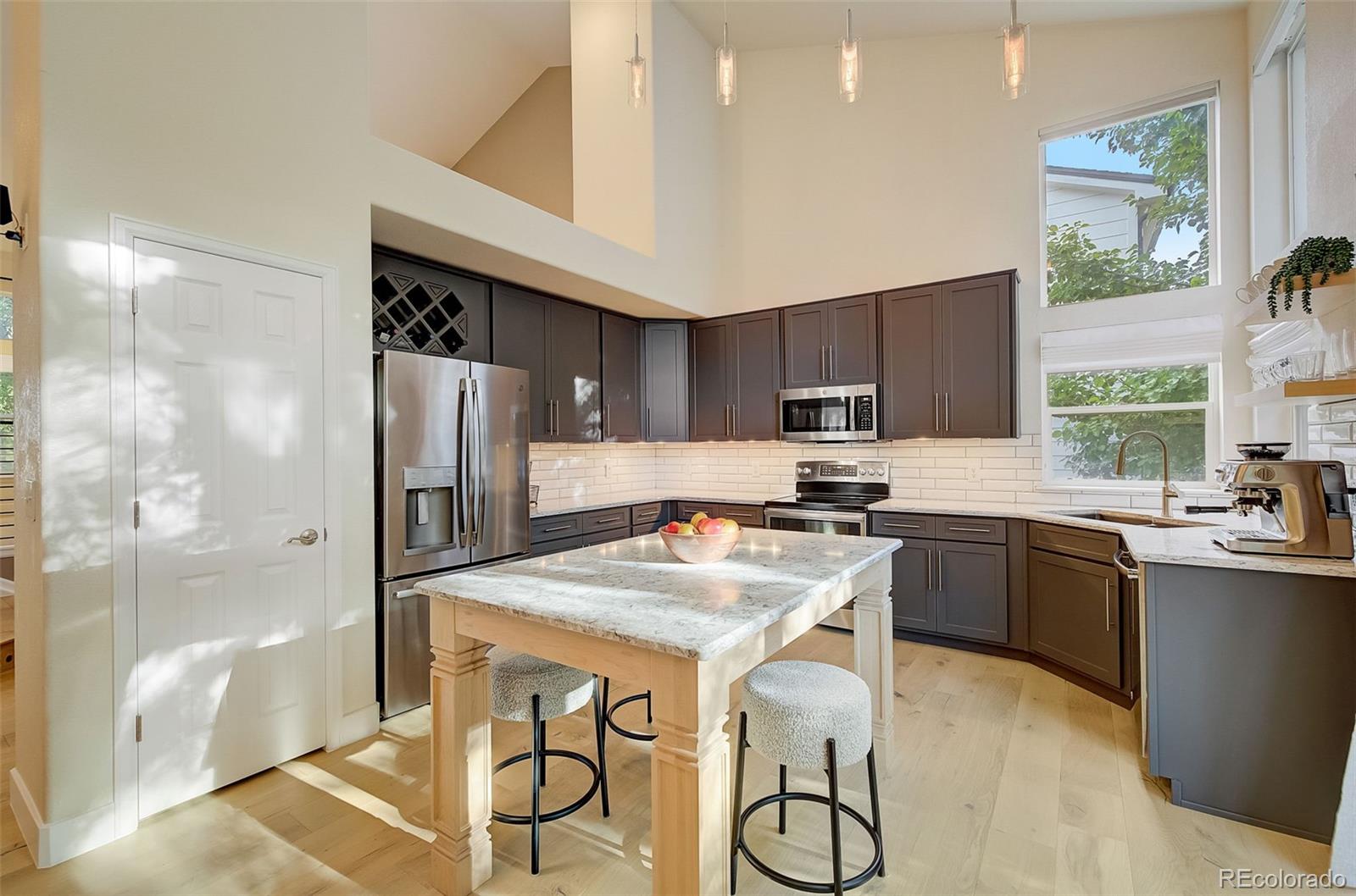 2677 S Kline Circle