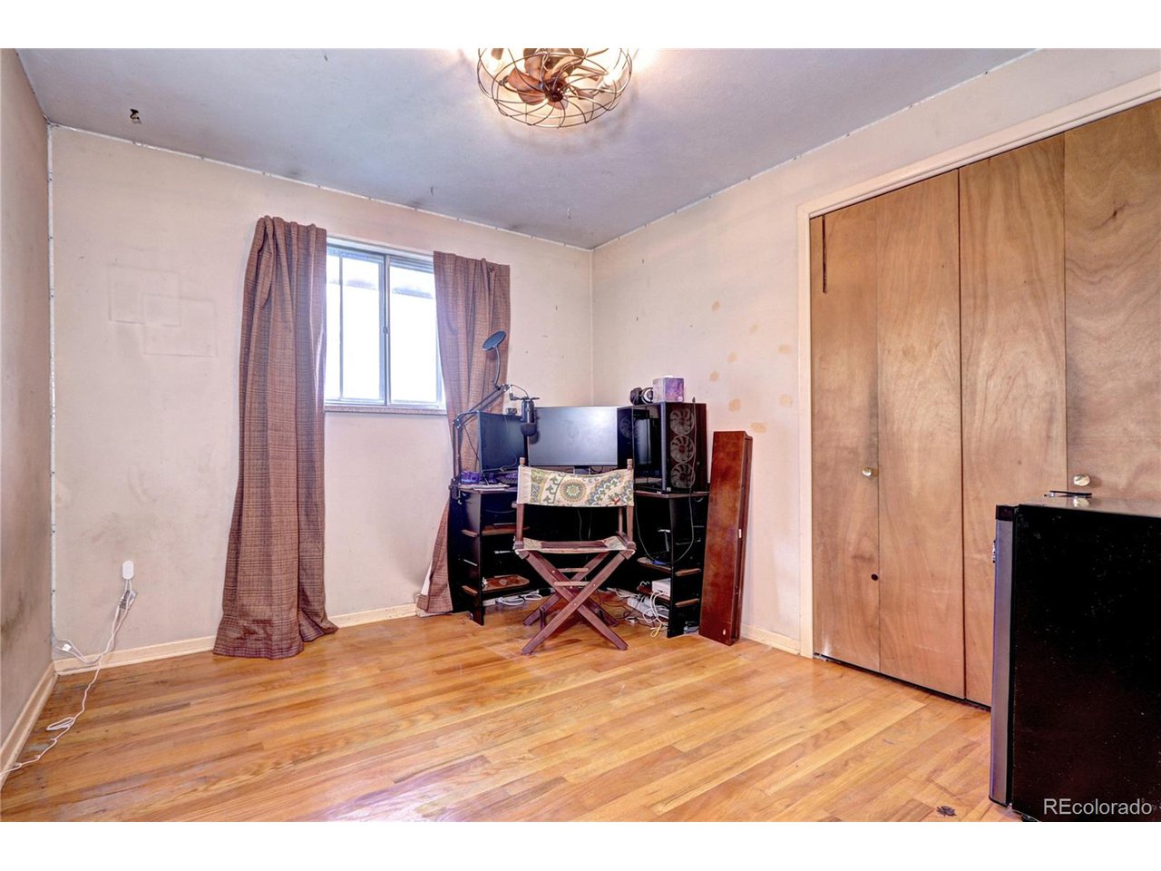 3520 W Hoye Pl