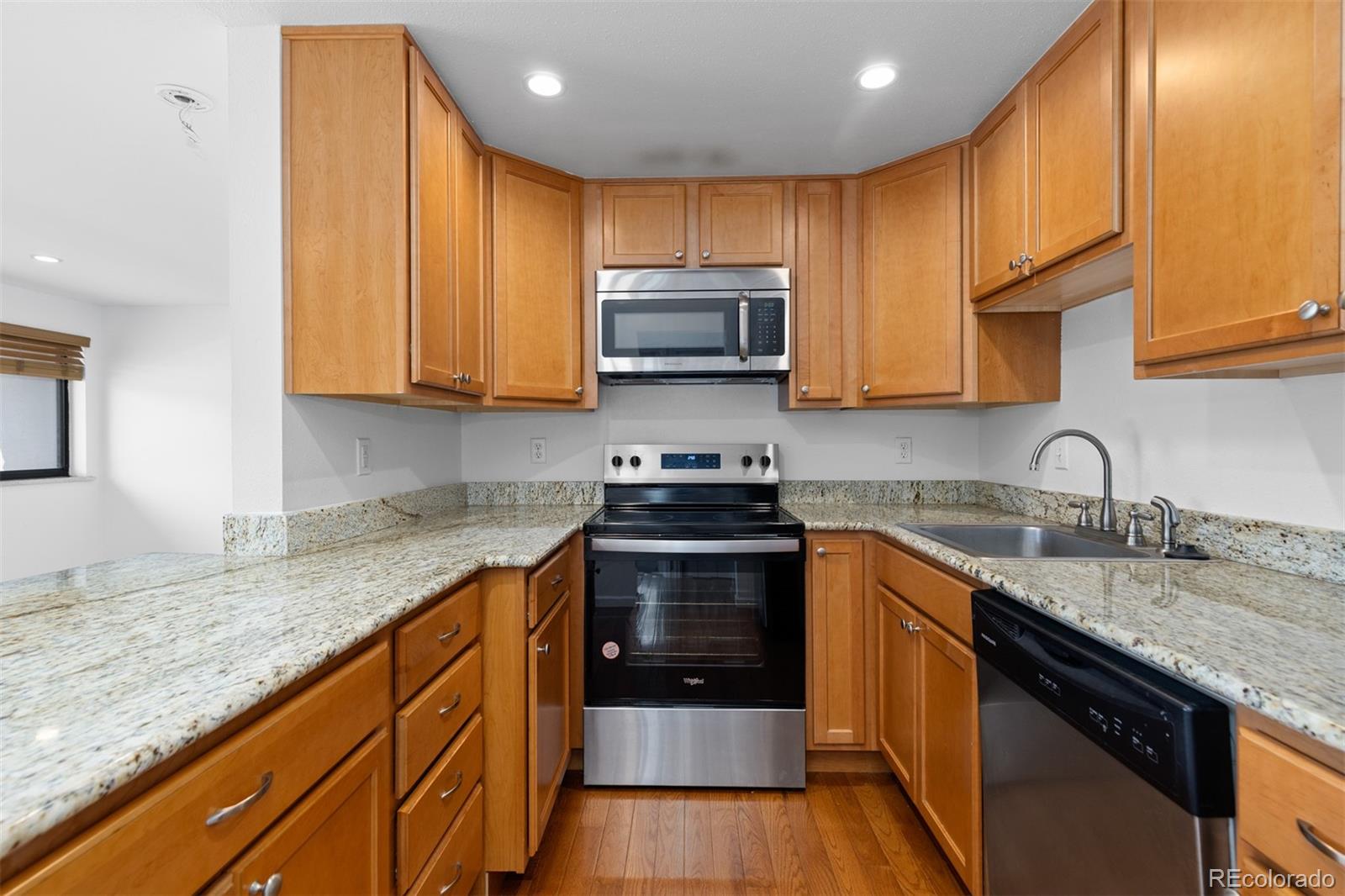 745 Thomas Drive Unit: 2