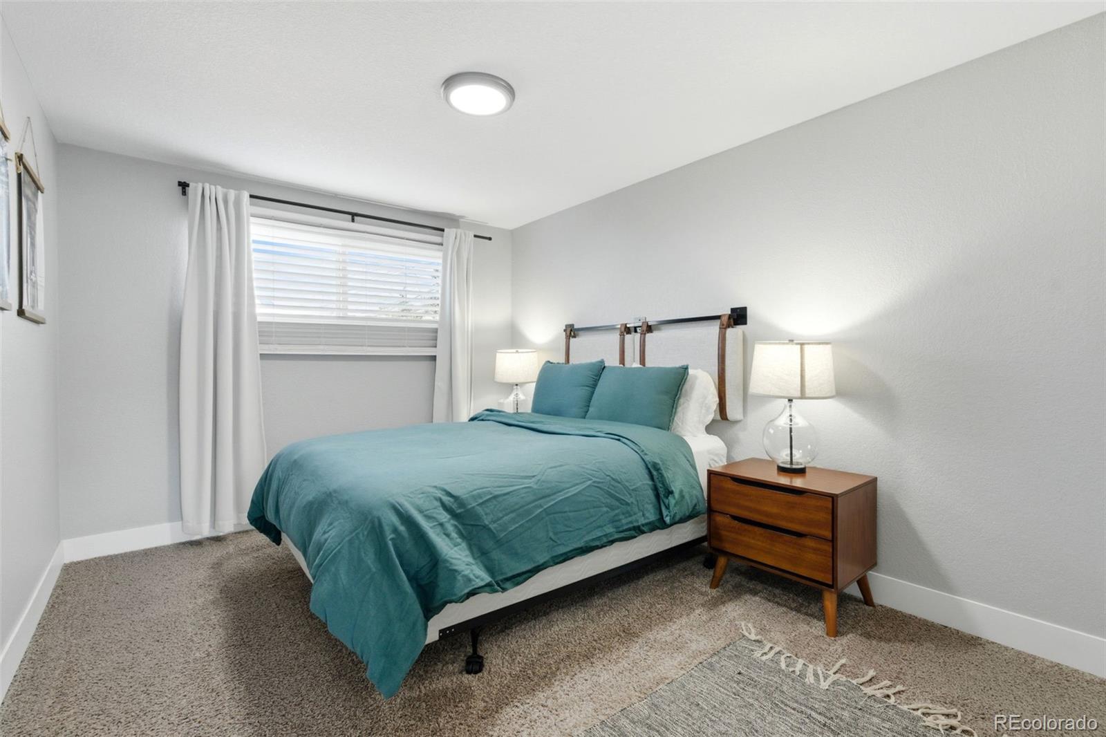 2811-2813 S Delaware Street