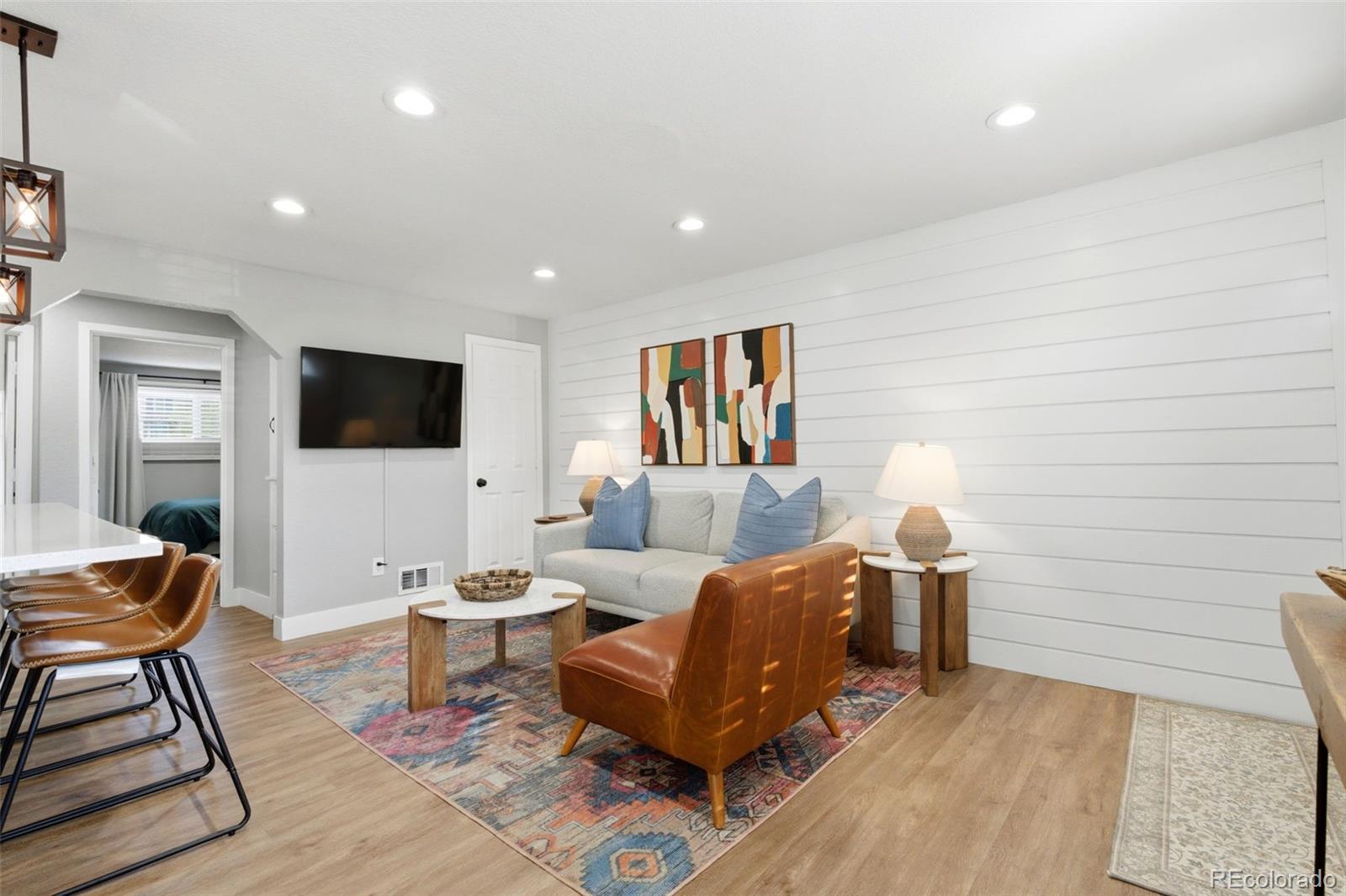 2811-2813 S Delaware Street