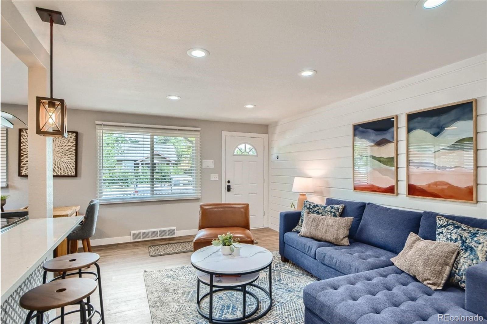 2811-2813 S Delaware Street