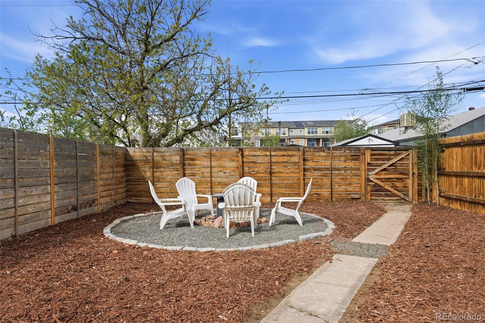 2811-2813 S Delaware Street