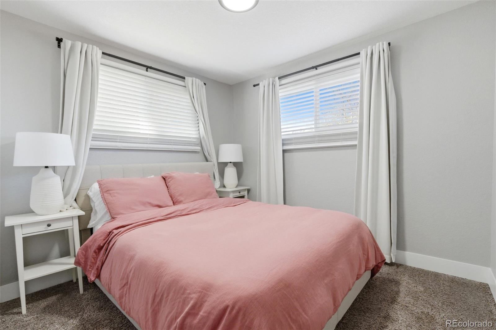 2811-2813 S Delaware Street