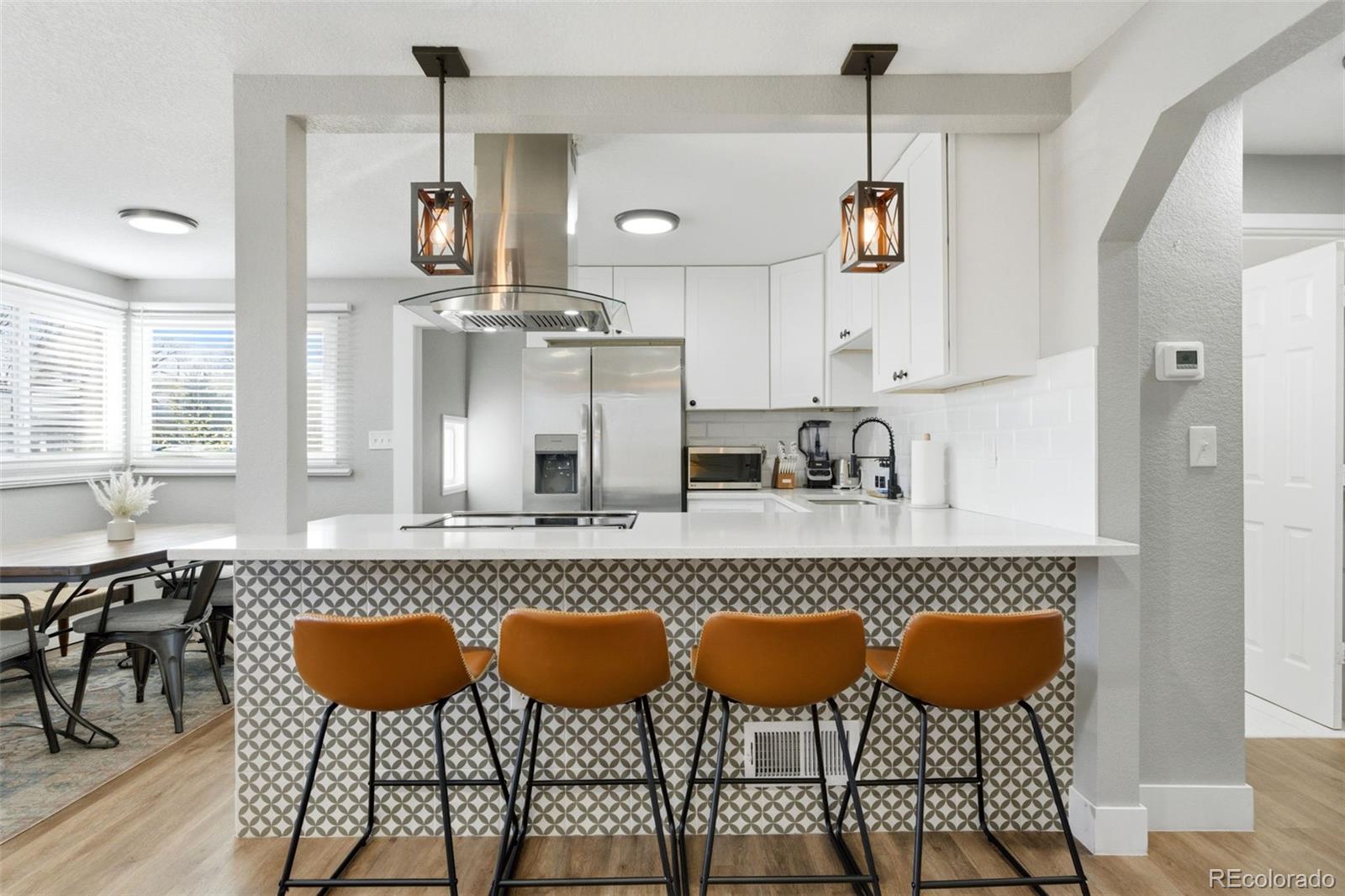 2811-2813 S Delaware Street