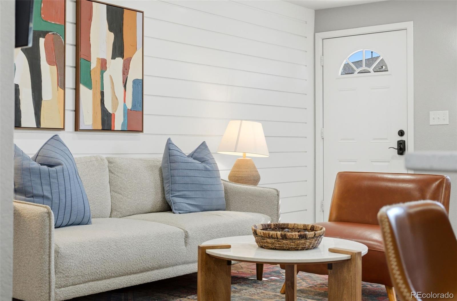 2811-2813 S Delaware Street