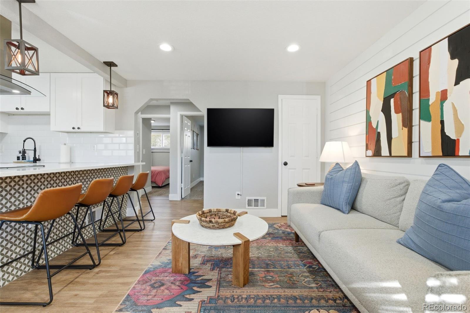 2811-2813 S Delaware Street