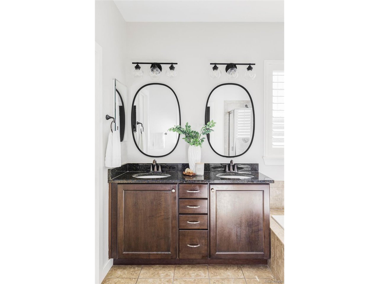 6918 S Riverwood Way