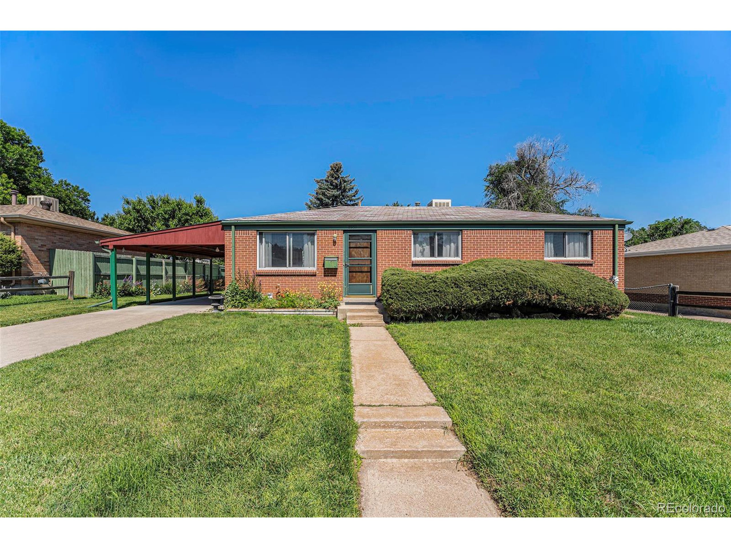8951 Ithaca Way