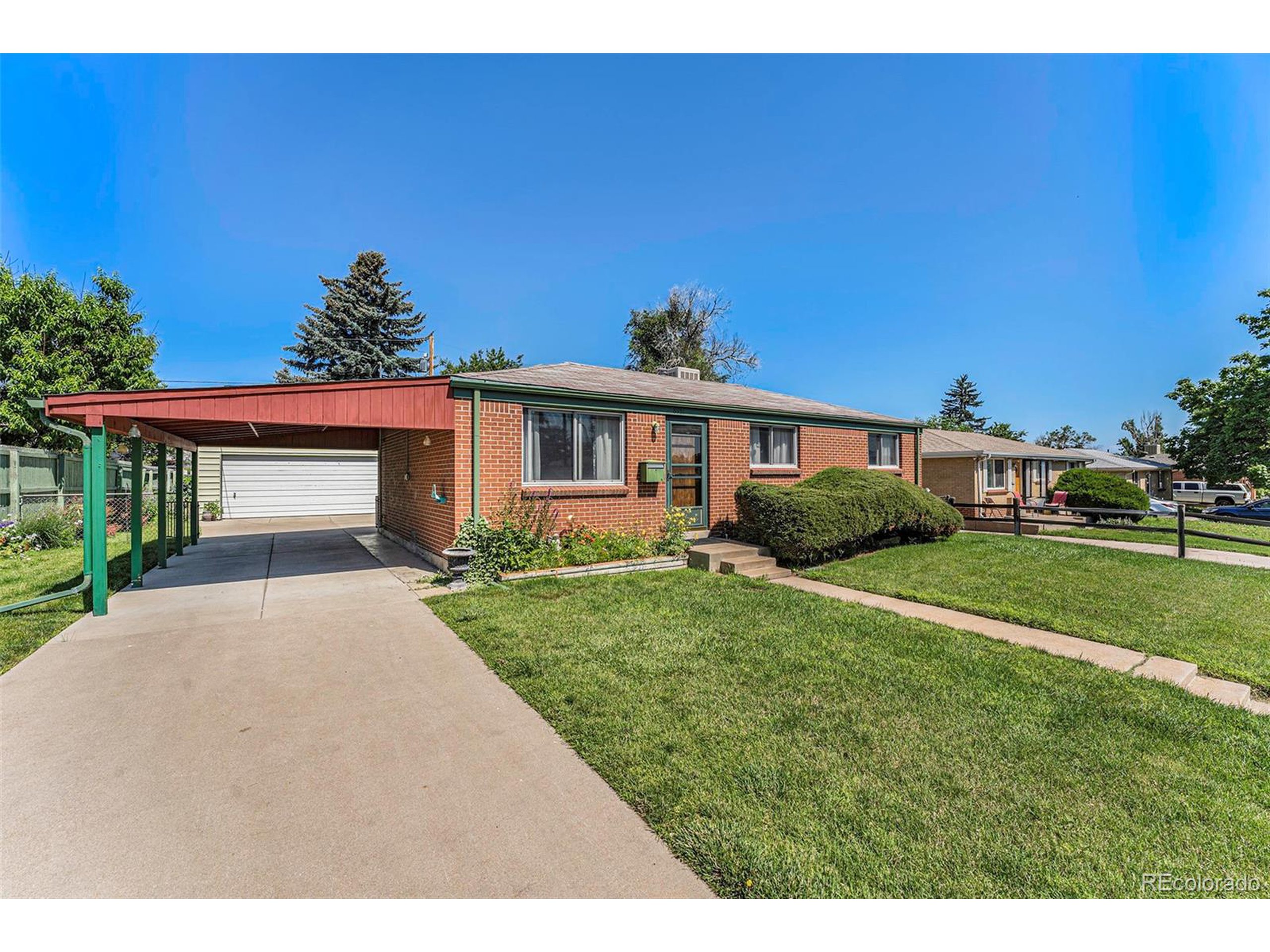 8951 Ithaca Way