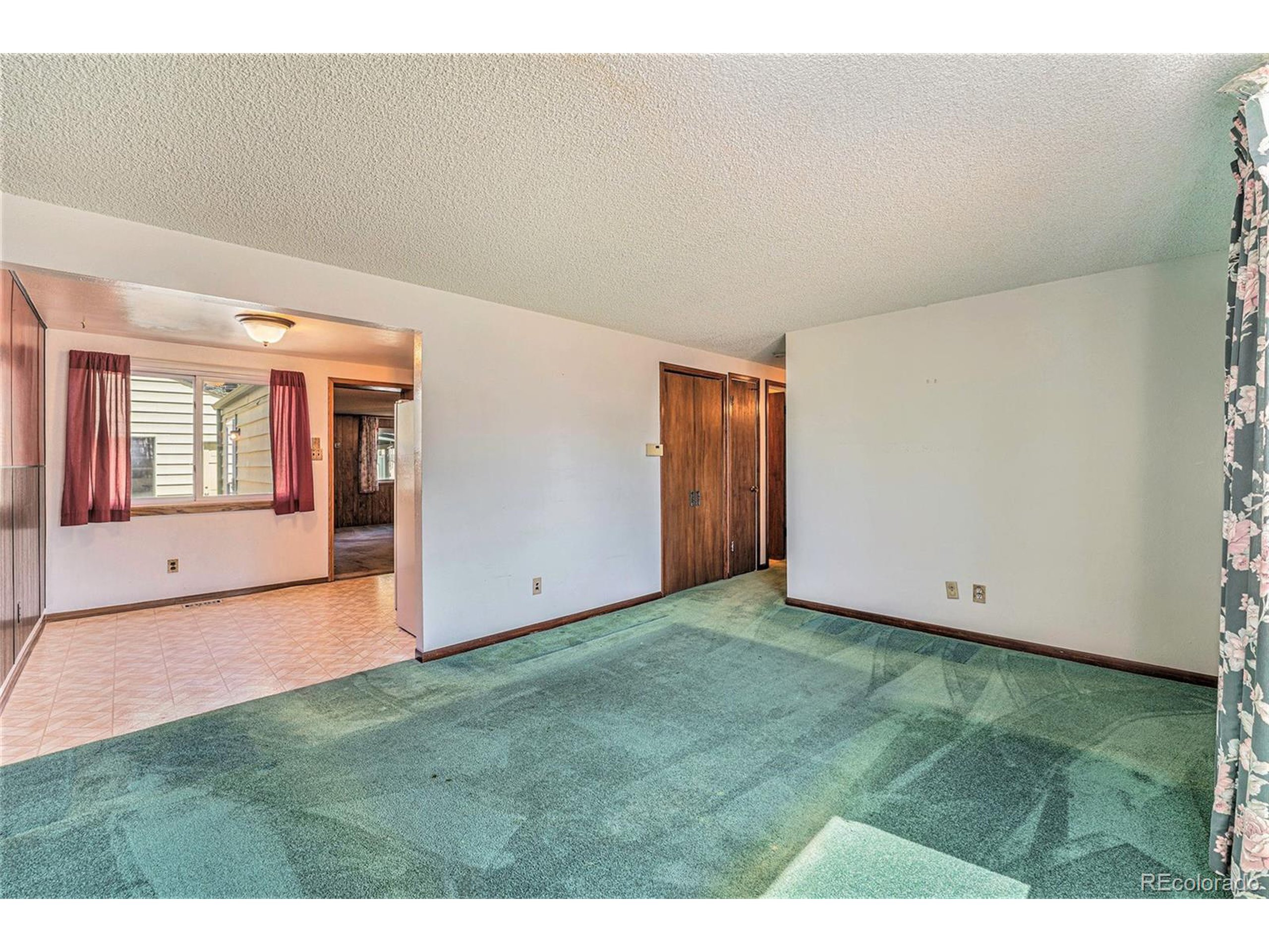 8951 Ithaca Way