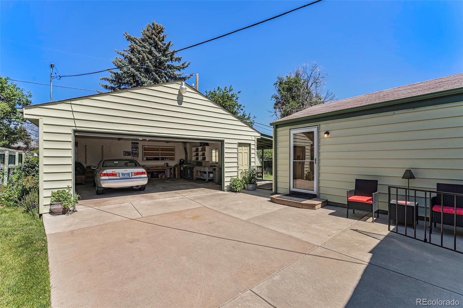 8951 Ithaca Way