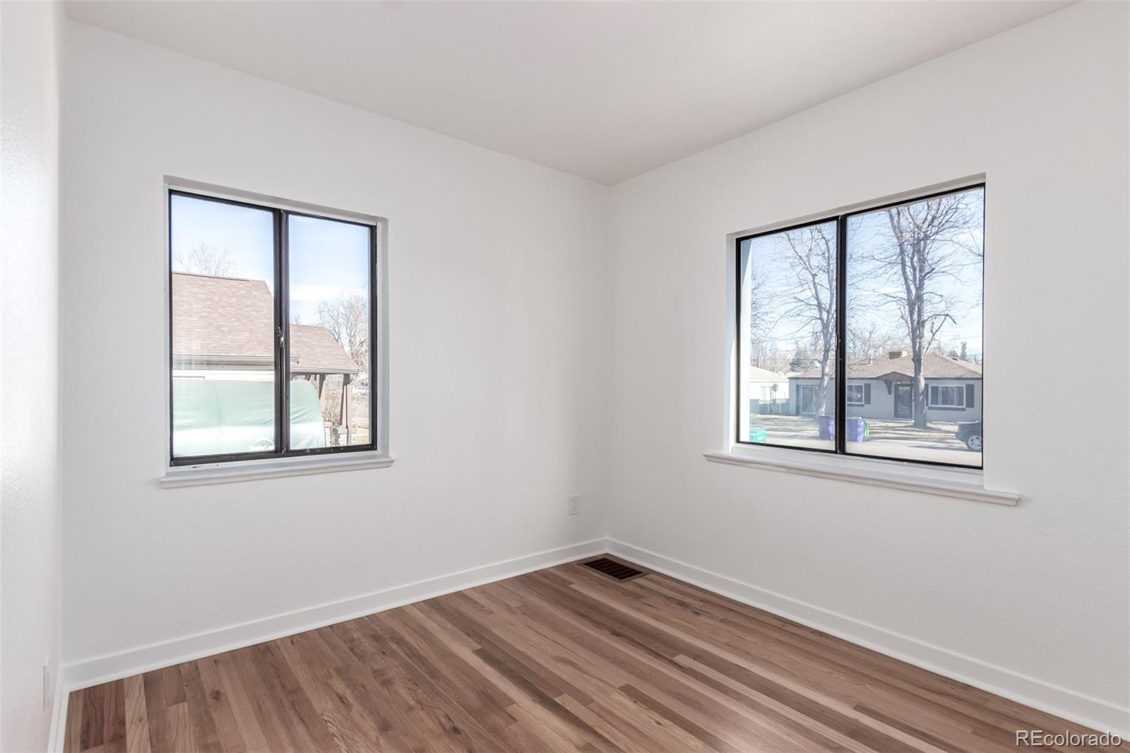 4519 S Pennsylvania Street