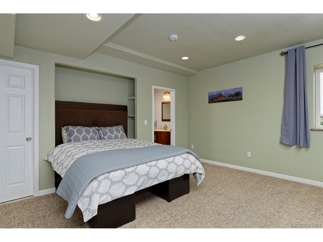 6641 Golf Club Dr