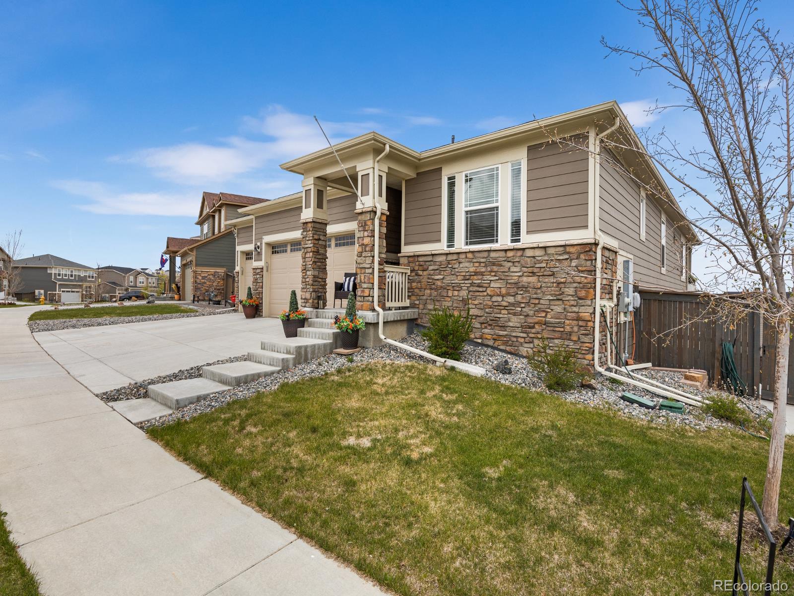 18173 House Finch Lane