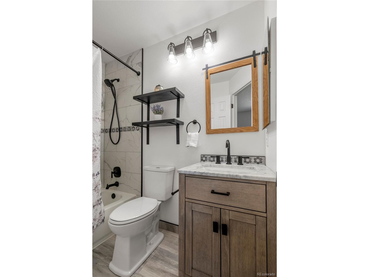 10895 W Dartmouth Ave