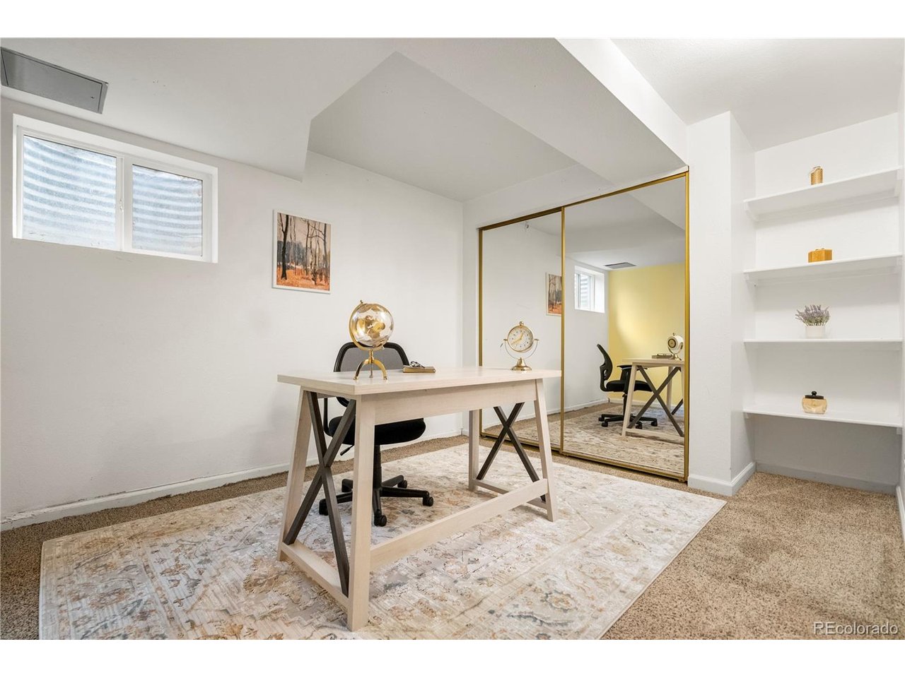 10895 W Dartmouth Ave