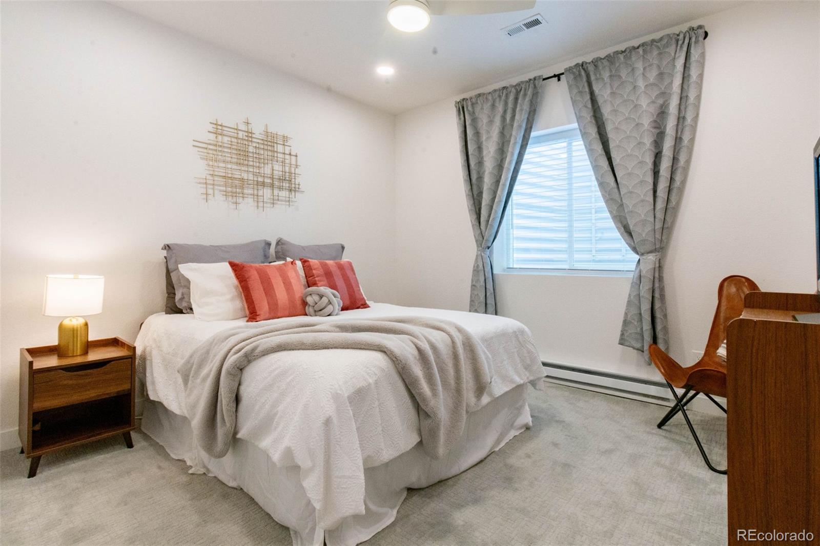 8267 Arapahoe Peak Street