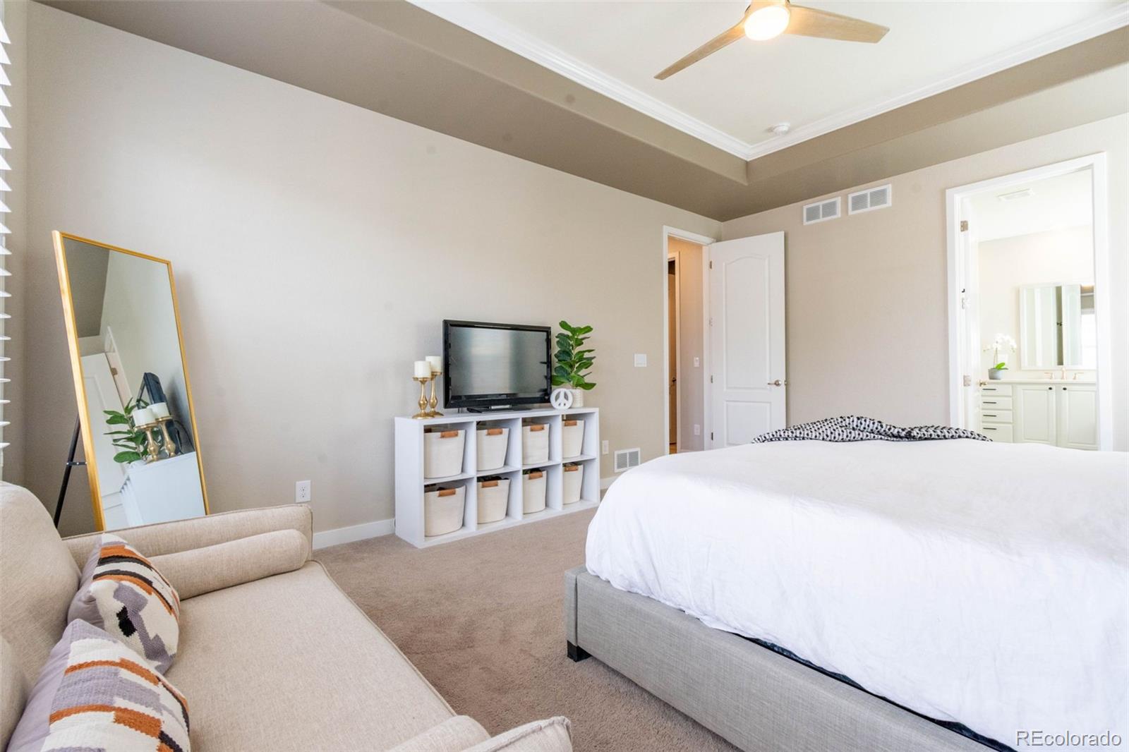 8267 Arapahoe Peak Street