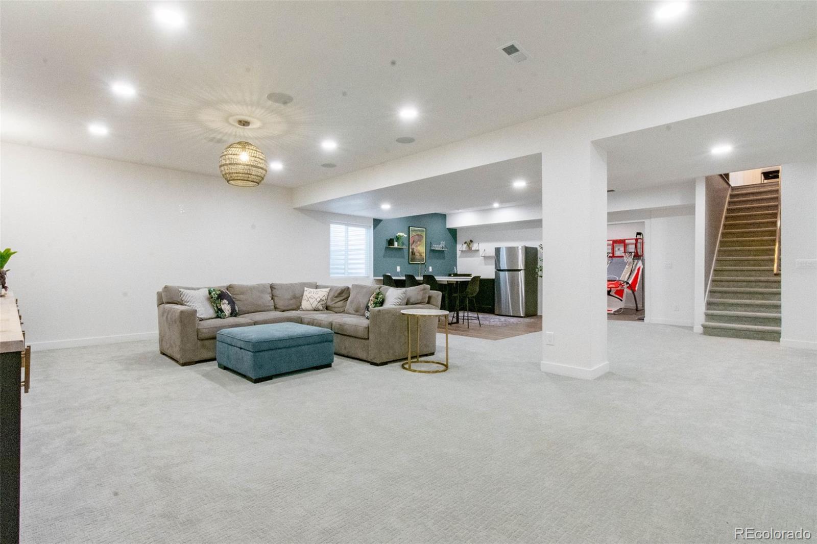 8267 Arapahoe Peak Street