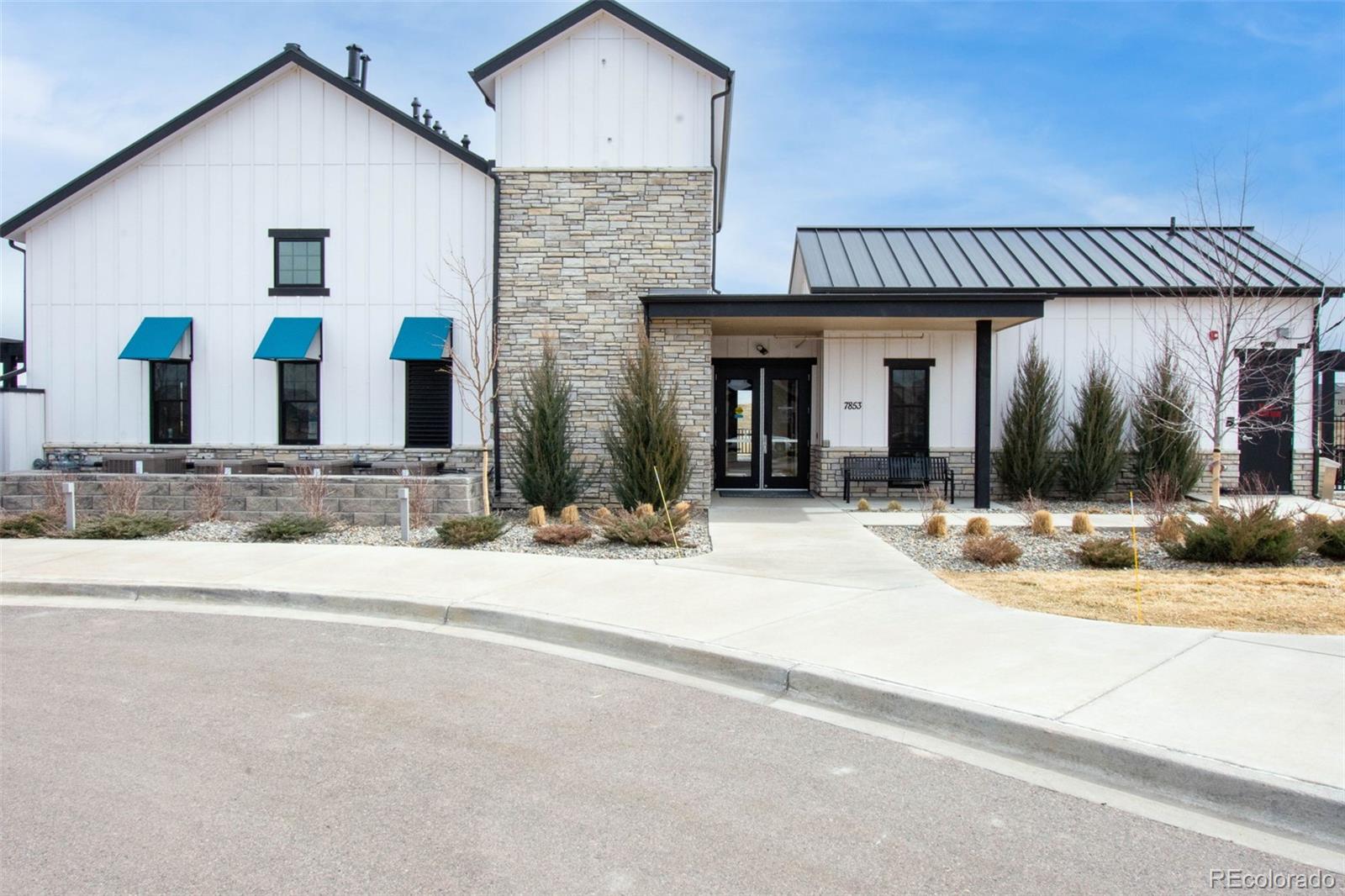 8267 Arapahoe Peak Street