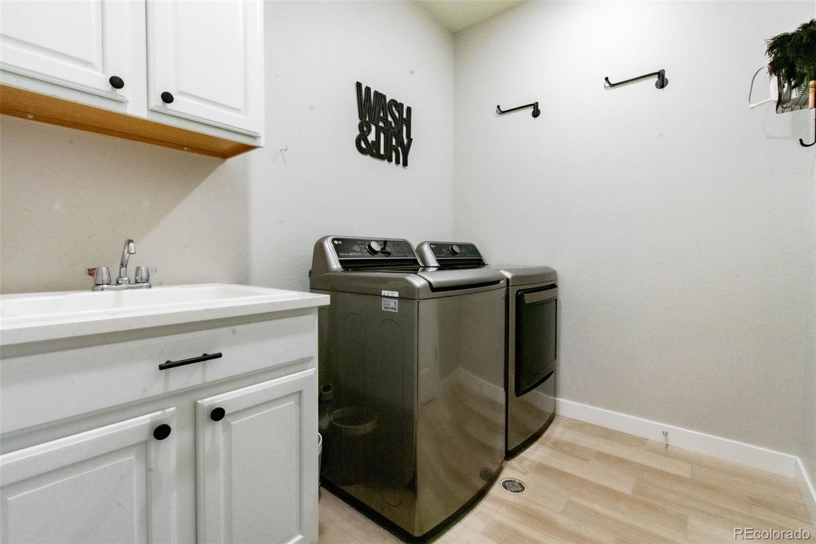 8267 Arapahoe Peak Street