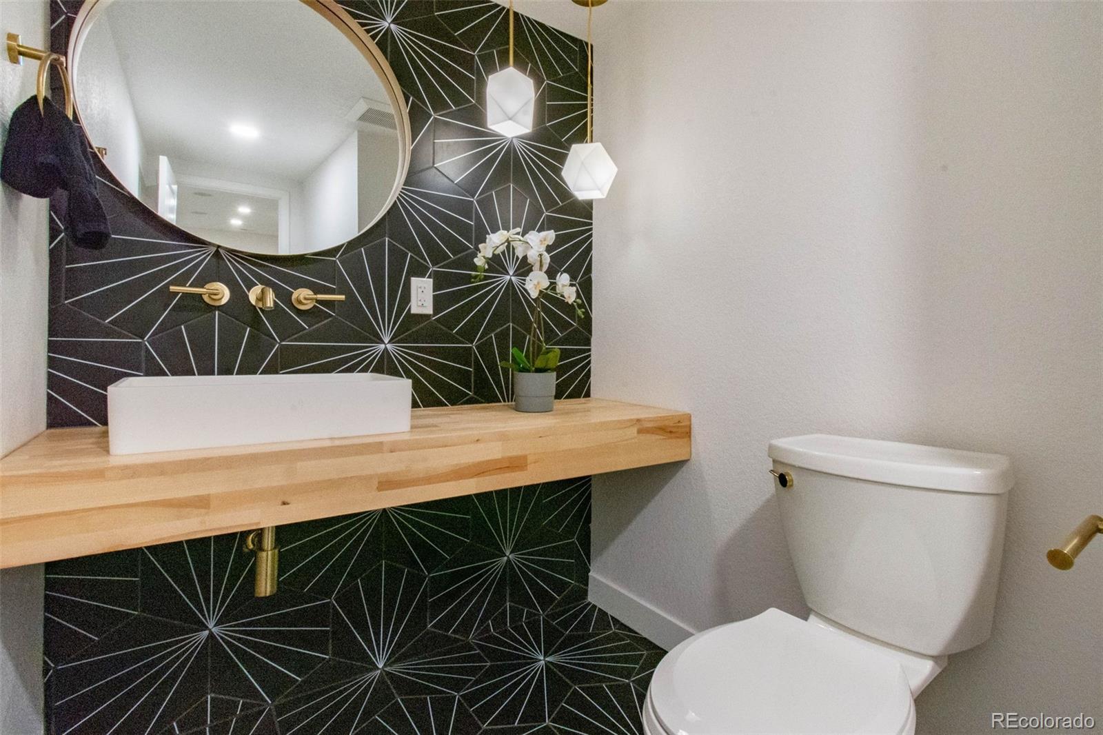 8267 Arapahoe Peak Street