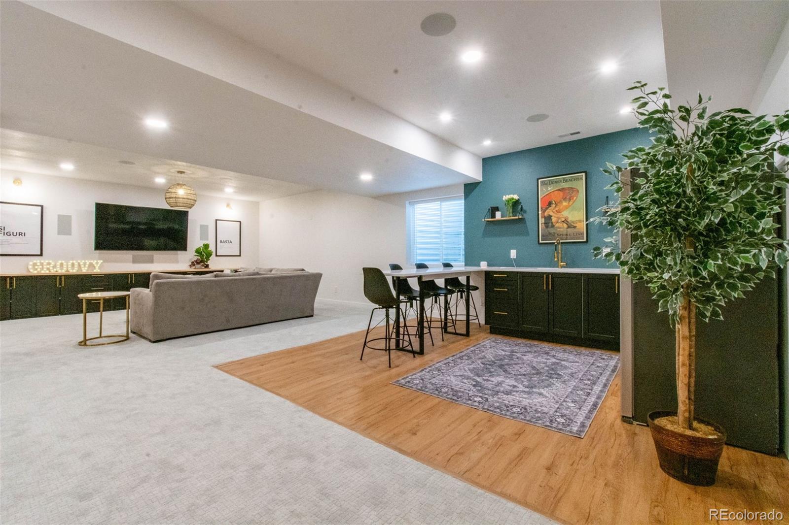 8267 Arapahoe Peak Street