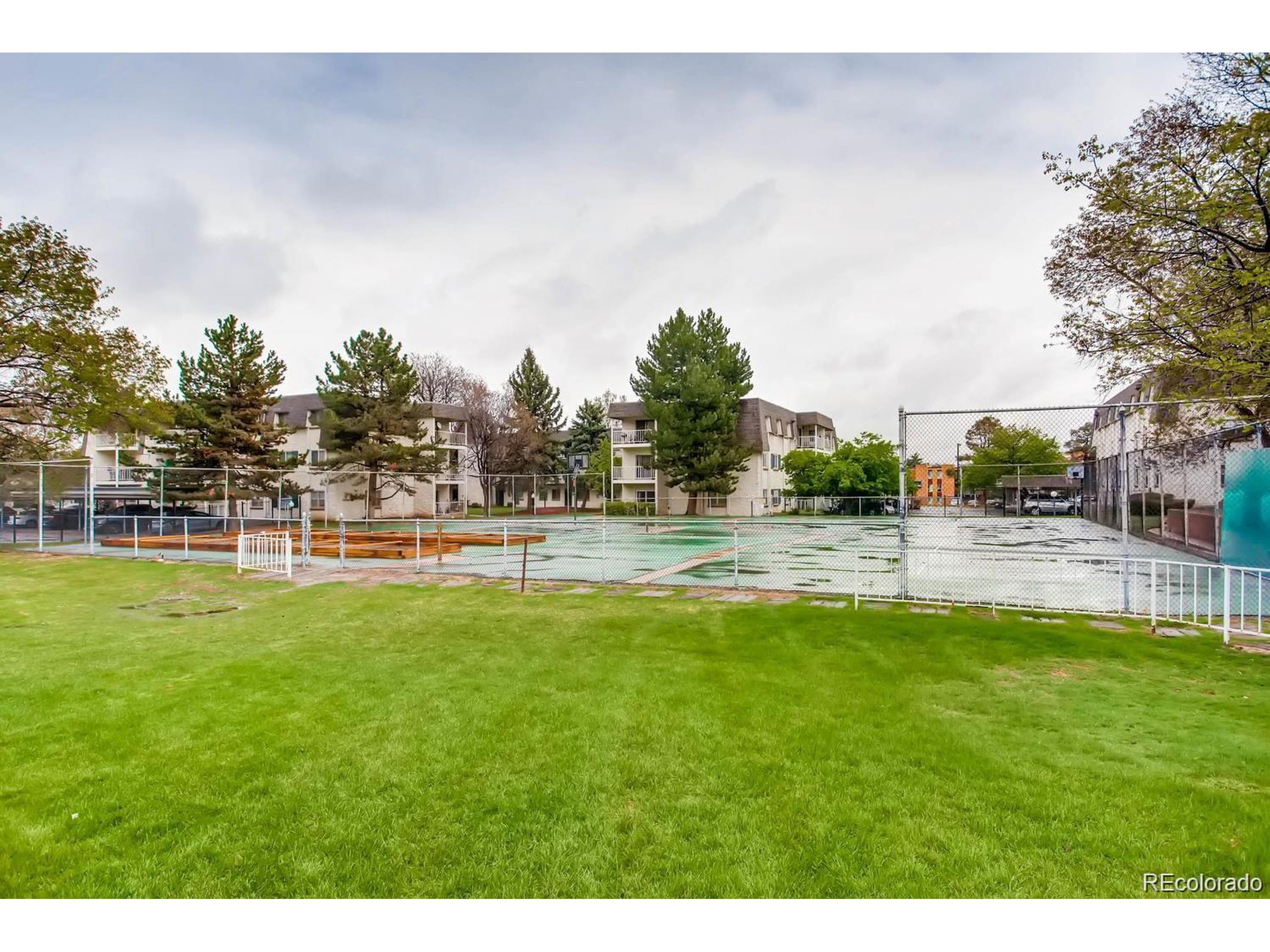 5875 E Iliff Ave 306