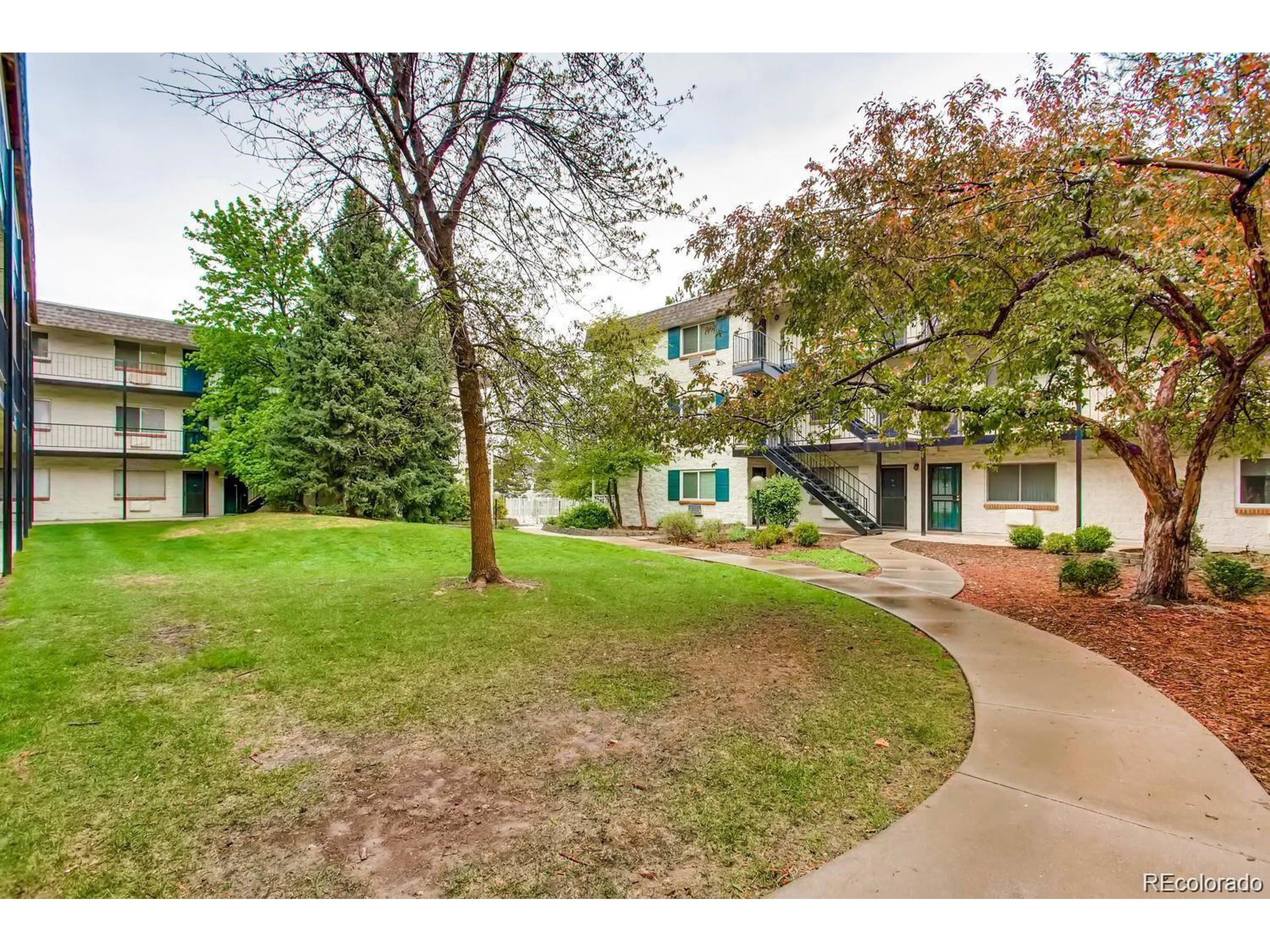 5875 E Iliff Ave 306