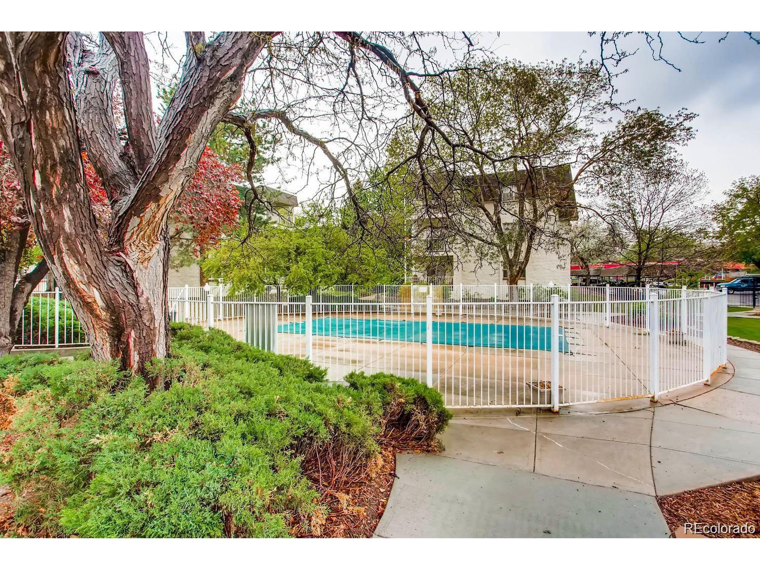 5875 E Iliff Ave 306