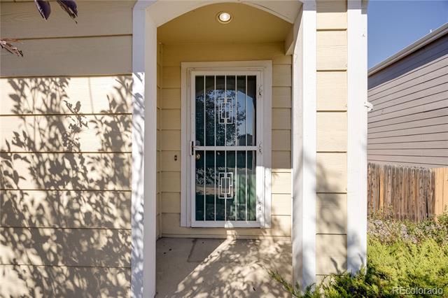 5525 E 100th Drive